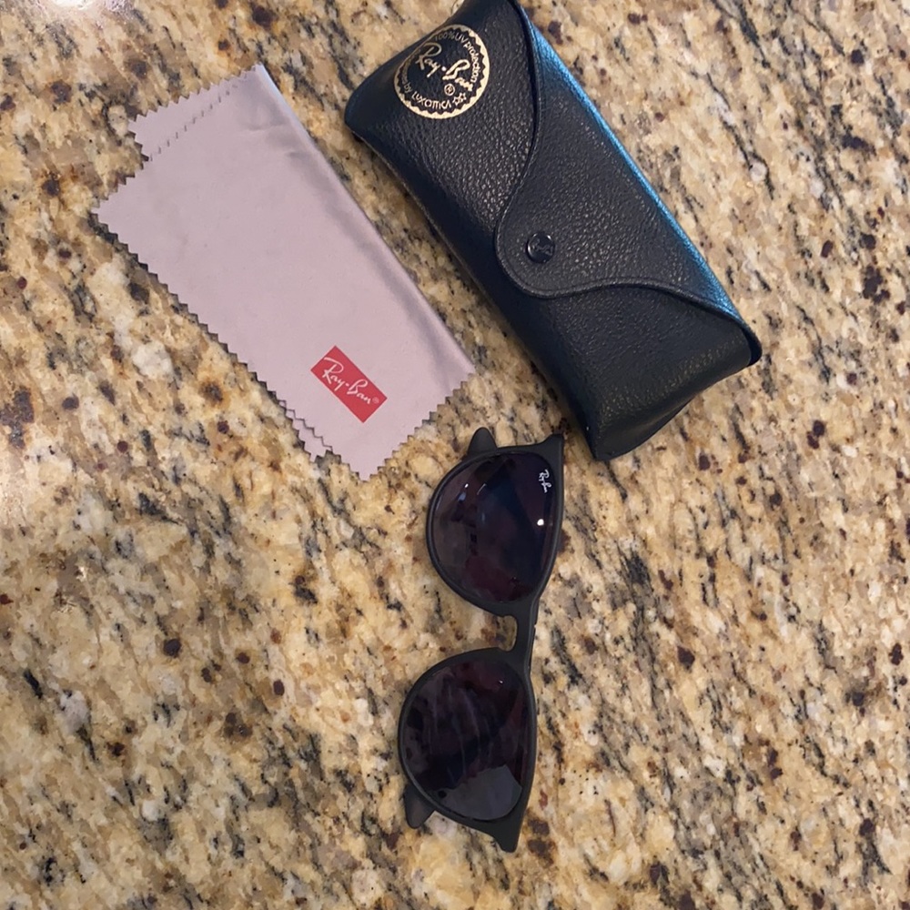 Women’s RayBan Erika Sunglasses